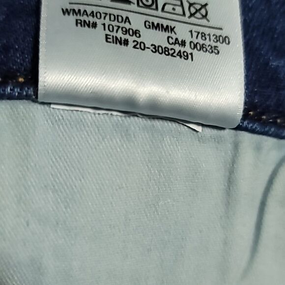 Hudson NICO midrise super skinny ankle jeans - Picture 15 of 15